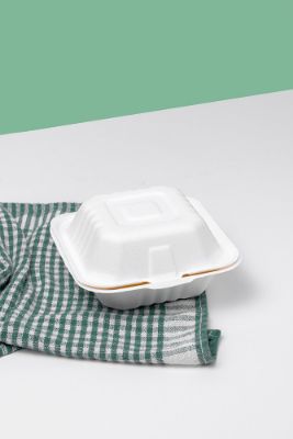 Picture of WHITE CLAMSHELL BOX 6" X 6" X 3" - 1 CMPT - 10 / 50 CS